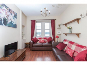 Homely Tenement for 2 near Botanic Gardens